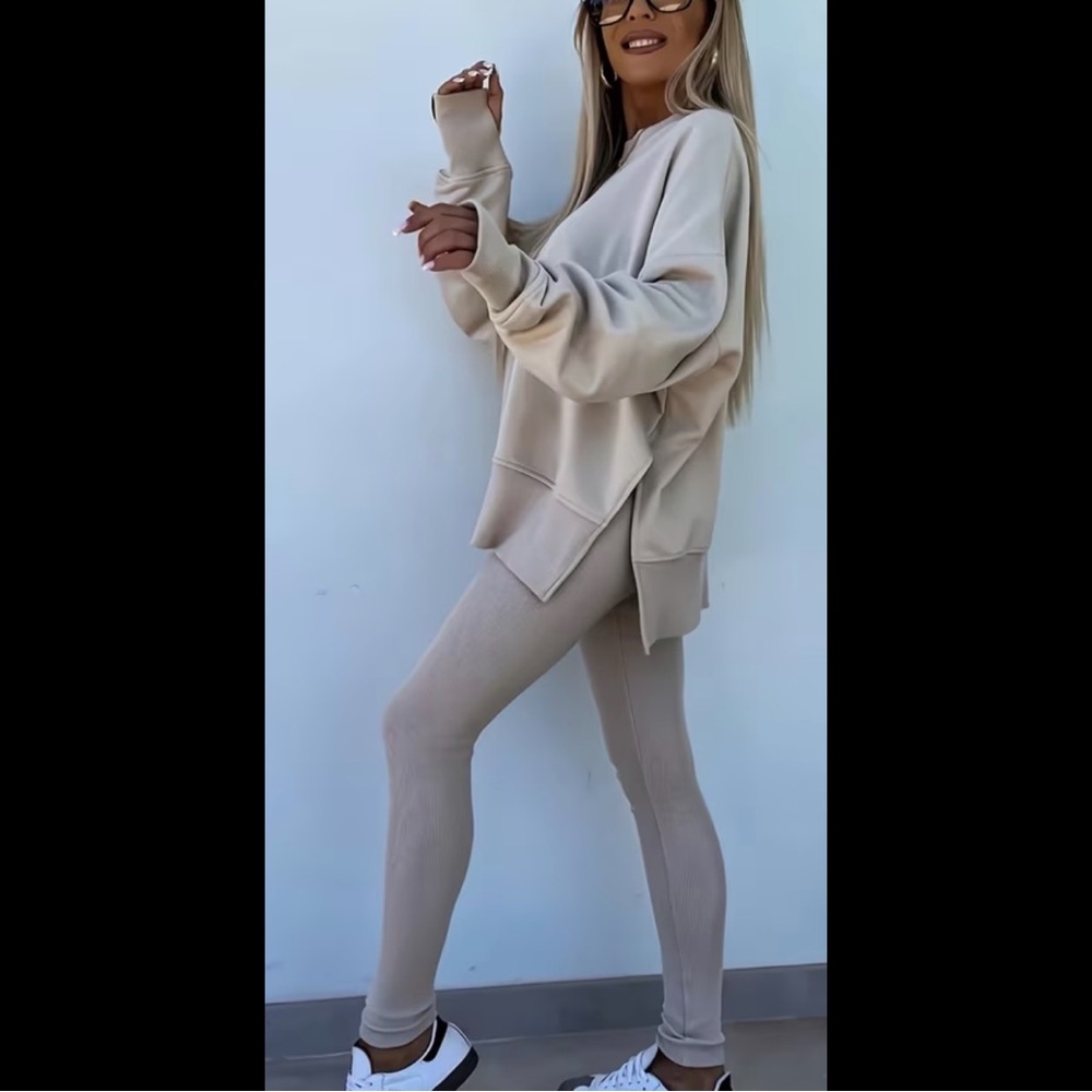 Women's Cream Sweatshirt and Leggings Set
